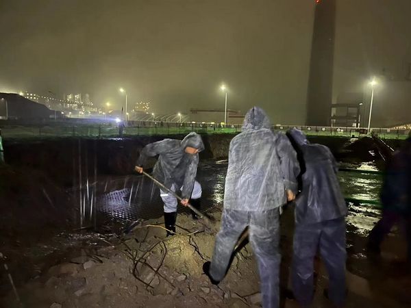 emc网页版登录建设天工公司暴雨抢险彰显主人翁精神