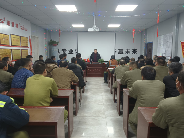 emc网页版登录建设机电安装公司：工地里的“安全年”