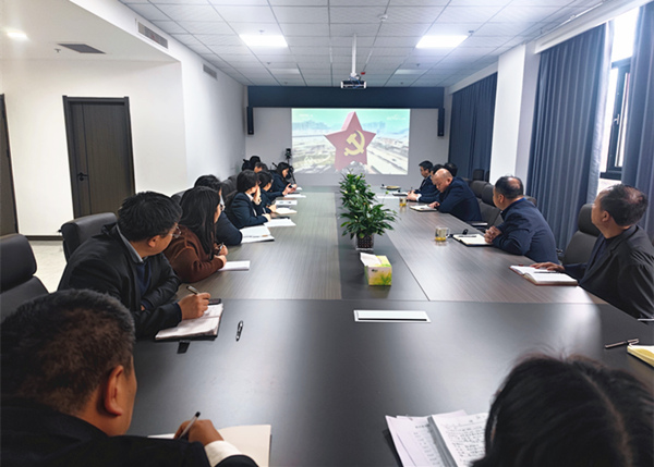 emc网页版登录建设矿建三公司：“每周一课”打造员工身边的“加油站”