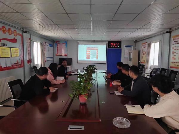 emc网页版登录建设矿建二公司车村项目部党支部开展“我来讲党课”活动