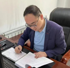 emc网页版登录建设2018—2019年“劳模”：程刚