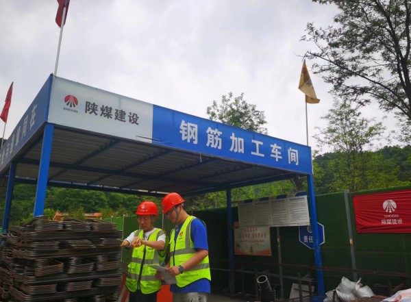 emc网页版登录建设咸阳分公司：以老带新育人才，深入实践促提升