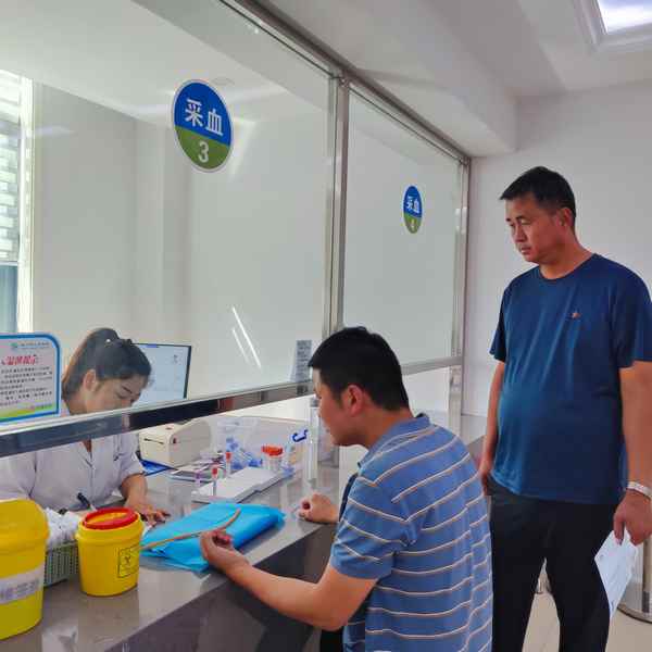 emc网页版登录建设铜煤公司为员工健康撑起“防护伞”