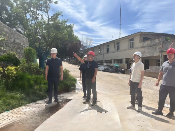 emc网页版登录建设绿宇公司：多措并举战高温 全力以赴保生产