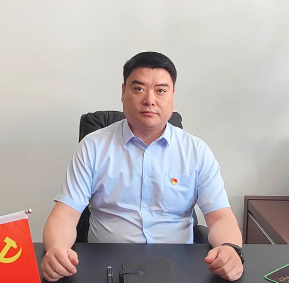 一路闯关夺隘 三年蝉联优秀