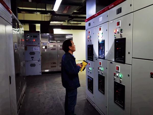 emc网页版登录建设大秦置业公司：战高温保供电 全力以赴迎峰度夏
