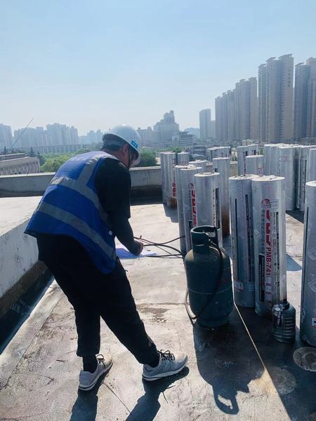 emc网页版登录建设新城公司：防患于未“燃”  拧紧安全阀