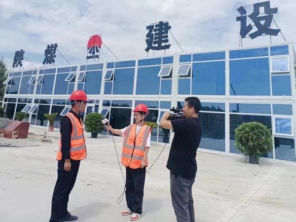 emc网页版登录建设天工公司新疆第一项目部接受伊宁市融媒体中心采访