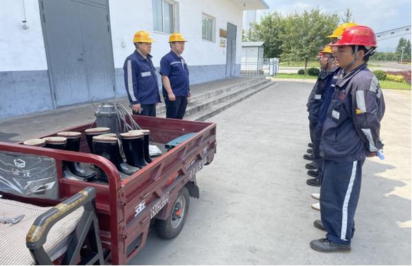 emc网页版登录建设洗选煤运营公司：合力攻坚  吹响“雨季三防”攻防号角