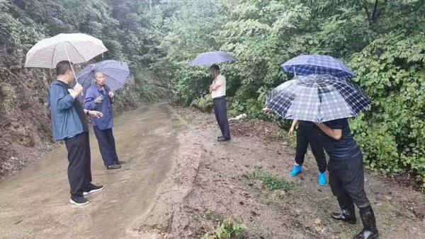 emc网页版登录建设驻村工作队全力以赴打赢防洪防汛这场硬仗