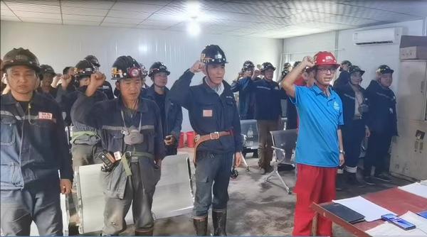 emc网页版登录建设矿建二公司“三步走”激发班组建设新活力