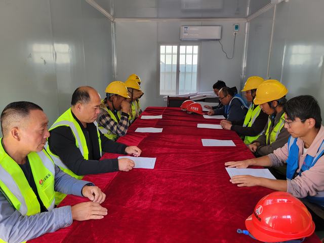 emc网页版登录建设韩城分公司土建十三项目部：筑牢安全发展理念 坚守安全生产防线