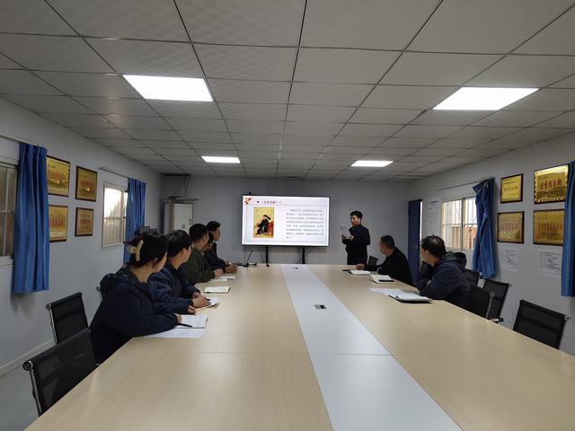 emc网页版登录建设韩城分公司土建二项目部：讲廉洁故事 扬清廉之风