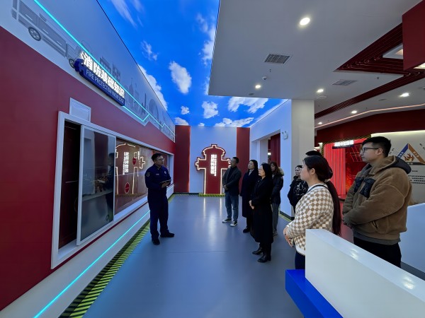 emc网页版登录建设绿宇公司：“零距离”体验消防