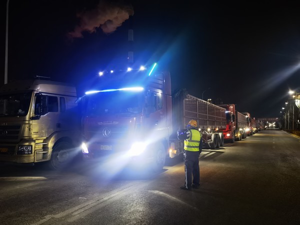 emc网页版登录建设洗选煤运营公司神渭蒲城运营项目部： 在岗位上坚守跨年的他们