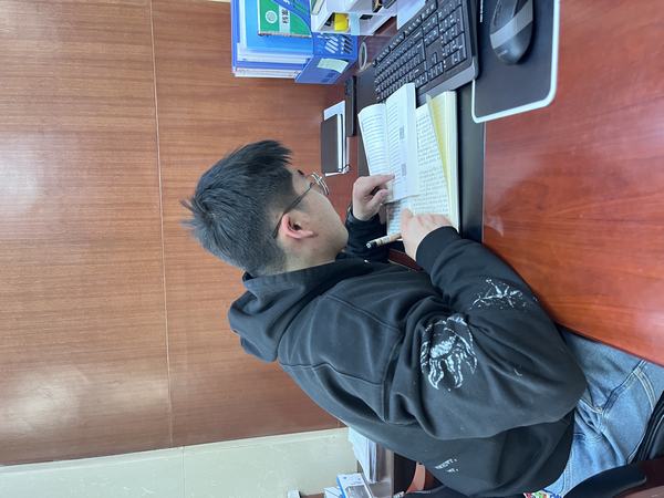 emc网页版登录建设煤矿运营服务分公司：让手抄学习还原文化真谛