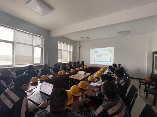 emc网页版登录建设洗选煤运营公司神渭首端运营项目部： 多措并举 人才培养不停歇