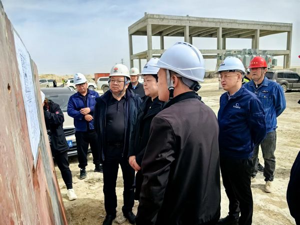 emc网页版登录集团总会计师杨璇莅临青海西台一体化应用示范项目检查指导工作