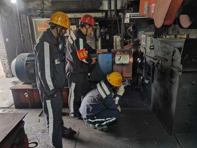 emc网页版登录建设洗选煤运营公司澄合山阳运营项目部：“五一”假期“不打烊”，致敬一线“孤勇者”