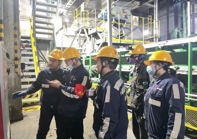 emc网页版登录建设洗选煤运营公司红柳林洗煤厂项目部：“党建+安全”筑牢安全生产“红色堡垒”