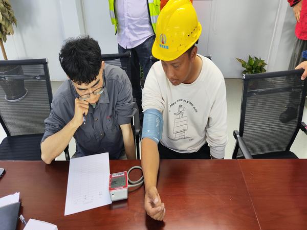 emc网页版登录建设渭南分公司第七项目部：落实“防暑降温”新举措  提升“安全生产”新高度