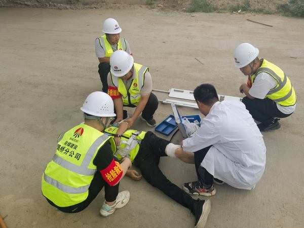 emc网页版登录建设路桥分公司多形式开展2024年安全生产月系列活动