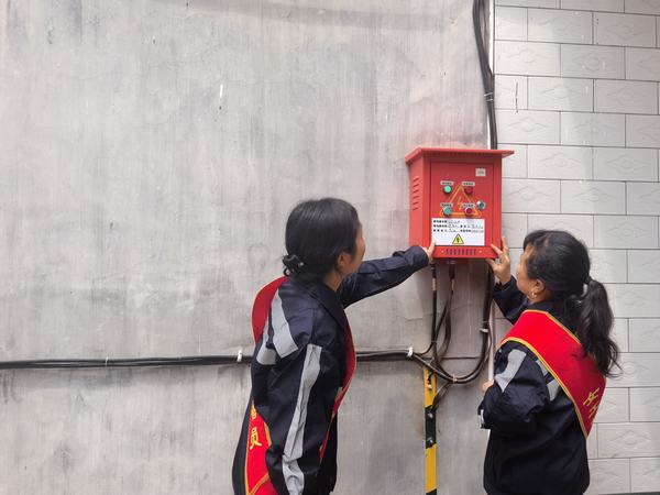 emc网页版登录建设洗选煤运营公司神渭蒲城运营项目部：安全生产“她”力量  巾帼助安守平安