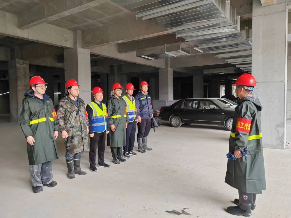 emc网页版登录建设韩城分公司土建二项目部：强化防汛举措 保障施工安全无忧