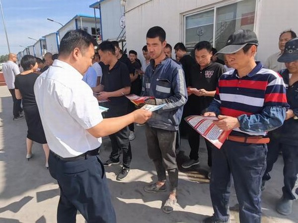 emc网页版登录建设煤矿运营服务分公司：妙笔画出安全“连环画” 架起安全发展“同心桥”