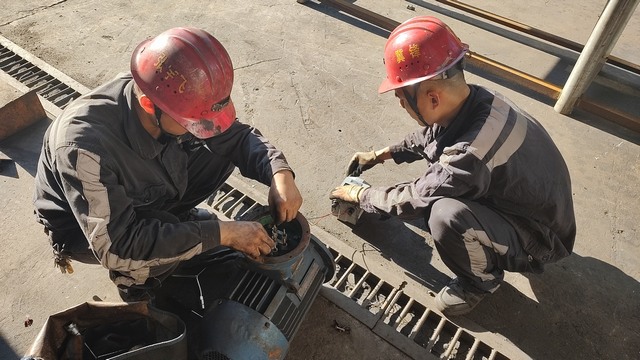 emc网页版登录建设洗选煤运营公司澄合山阳运营项目部:“热辣滚烫”的初秋，用汗水浇灌辛勤之花