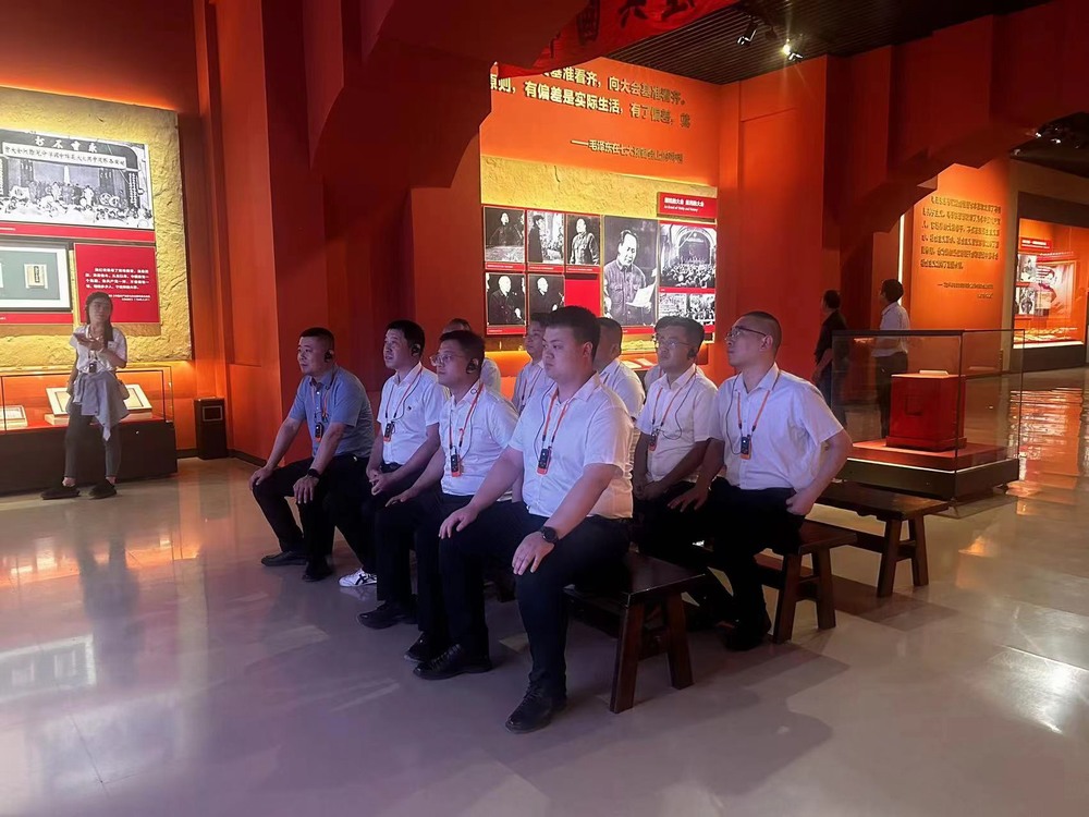 emc网页版登录建设矿建二公司：用实际行动跑赢党建融合“拉力赛”