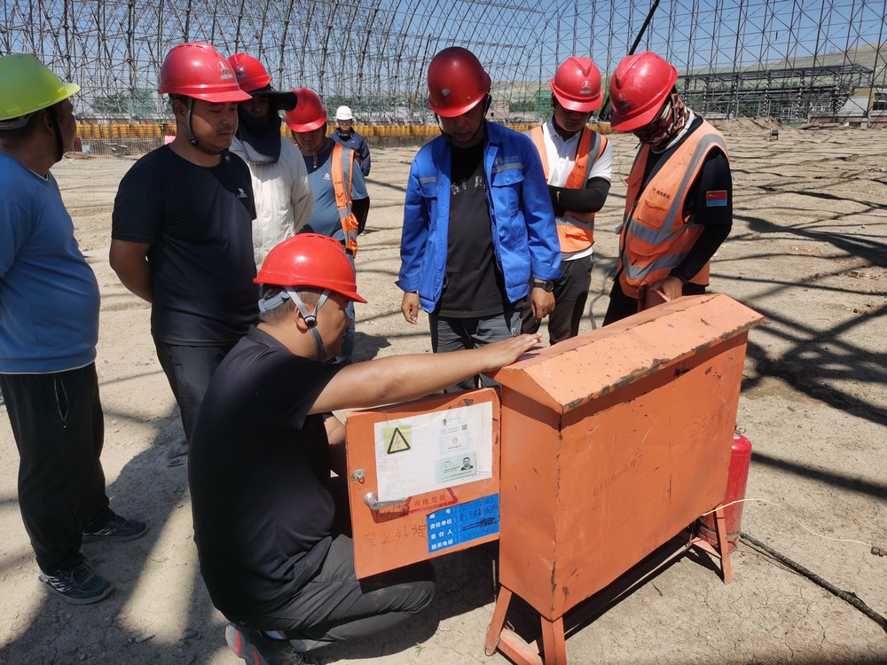 emc网页版登录建设天工公司新疆第一项目部：绷紧安全管理弦，奏响百安行动乐章