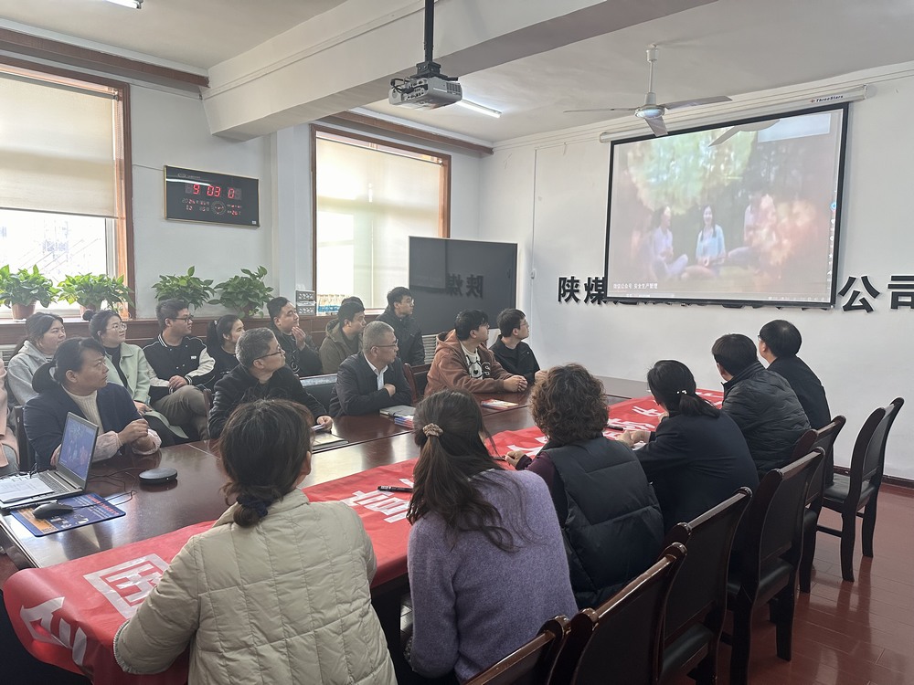 emc网页版登录建设机电安装公司：宣传月里敲响安全长钟