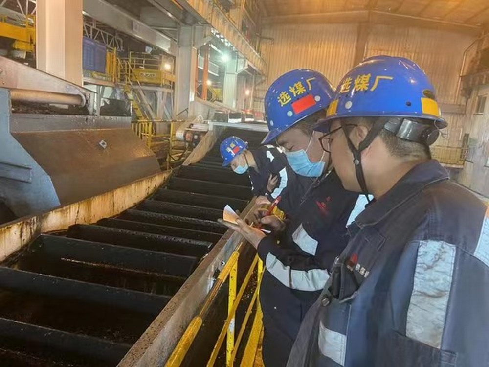 emc网页版登录建设洗选煤运营公司红柳林洗煤厂项目部：三管齐下 扎实做好年终岁尾安全生产
