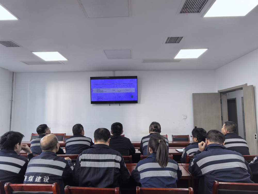 emc网页版登录建设洗选煤运营公司红柳林洗煤厂项目部：强化机电设备管控 力保首季“开门红”