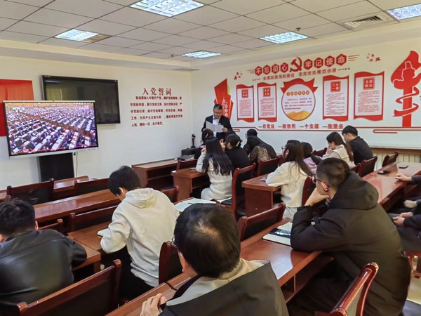 emc网页版登录建设煤矿运营服务分公司：“青”廉出击 系紧干事“风纪扣”