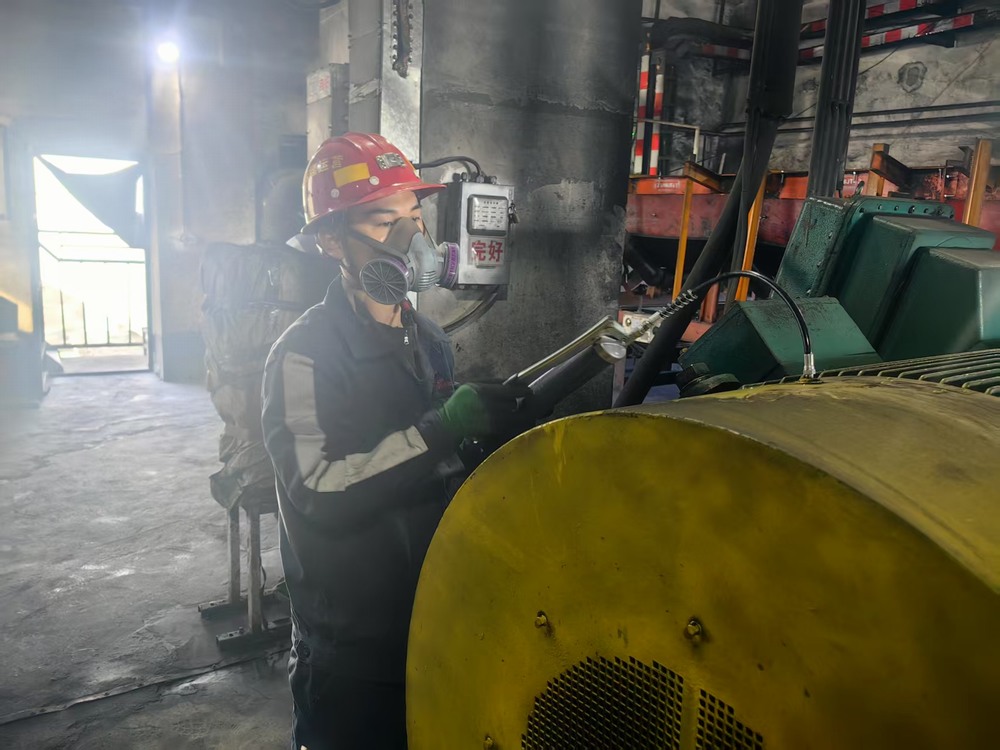 emc网页版登录建设洗选煤运营公司柠条塔运营项目部：多措并举开展电气检查  筑牢设备稳定运行防线