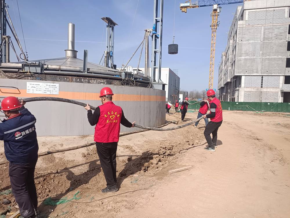 emc网页版登录建设澄合分公司第三项目部：党员亮身份 实干担当暖人心