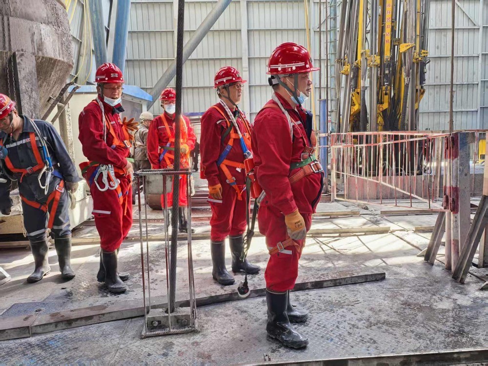 严督查 补漏洞 强落实-emc网页版登录建设矿建二公司扎实开展机电专项整治第二阶段工作