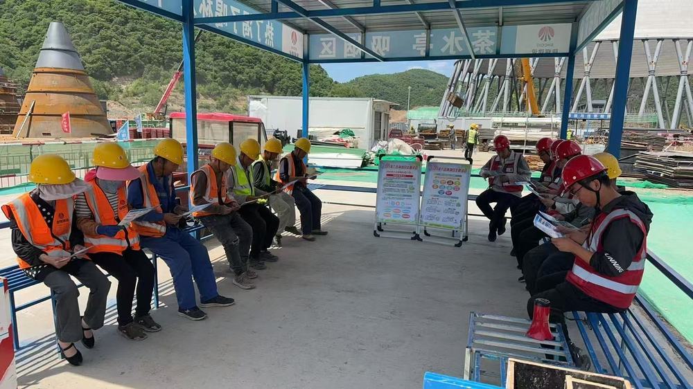 emc网页版登录建设天工公司：共建绿色工地，绘就生态画卷