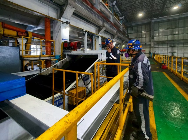 emc网页版登录建设洗选煤运营公司红柳林洗煤厂项目部：心有猛虎，细嗅蔷薇