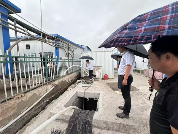 emc网页版登录建设煤矿运营服务分公司:加强汛期安全防范 筑牢极端天气“安全防线”