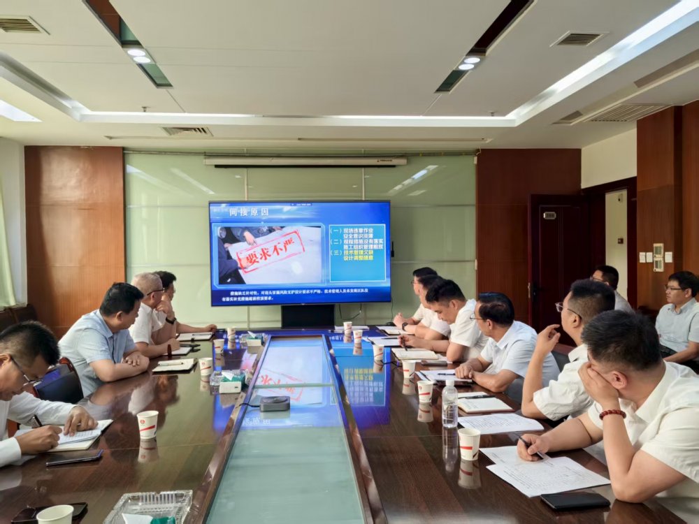 emc网页版登录建设煤矿运营服务分公司:筑牢安全防线 凝聚发展动能