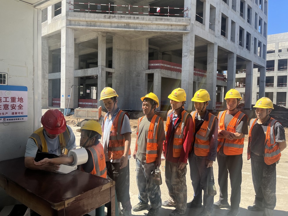 emc网页版登录建设铜煤公司:夏日“微举措”筑牢安全“大防线”