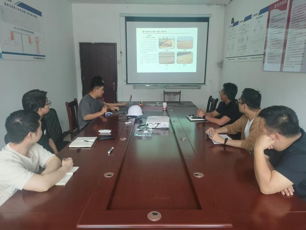 emc网页版登录建设路桥分公司秦岭项目:筑牢安全防线 多措并举促建设