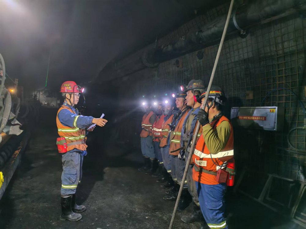 emc网页版登录建设矿建三公司多举措筑牢“双节”安全防护墙