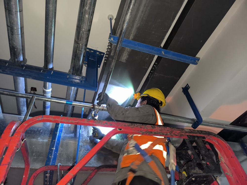 emc网页版登录建设铜煤公司:柠条塔公寓楼项目 消防内装双线攻坚稳步推进