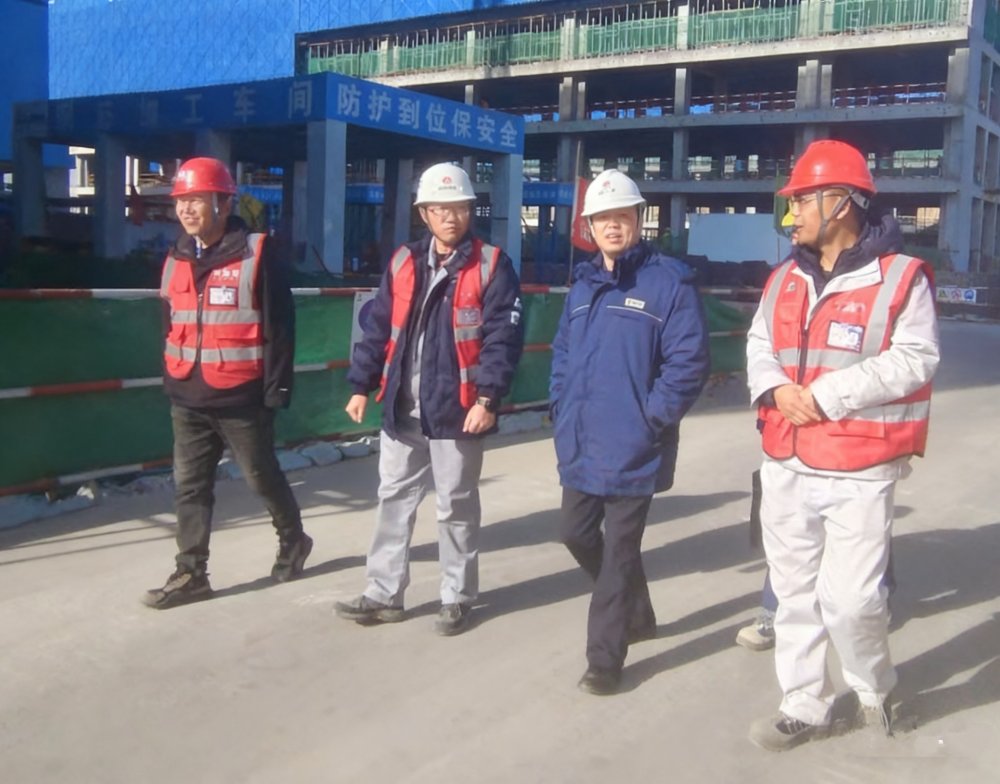 榆林化学总会计师张建华深入emc网页版登录建设天工公司基层项目部检查指导工作