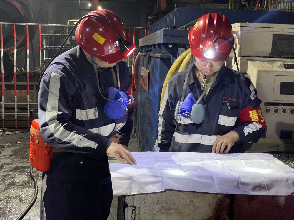 emc网页版登录建设韩城分公司张家峁项目部:青年突击队勇挑重担赋能发展添动能