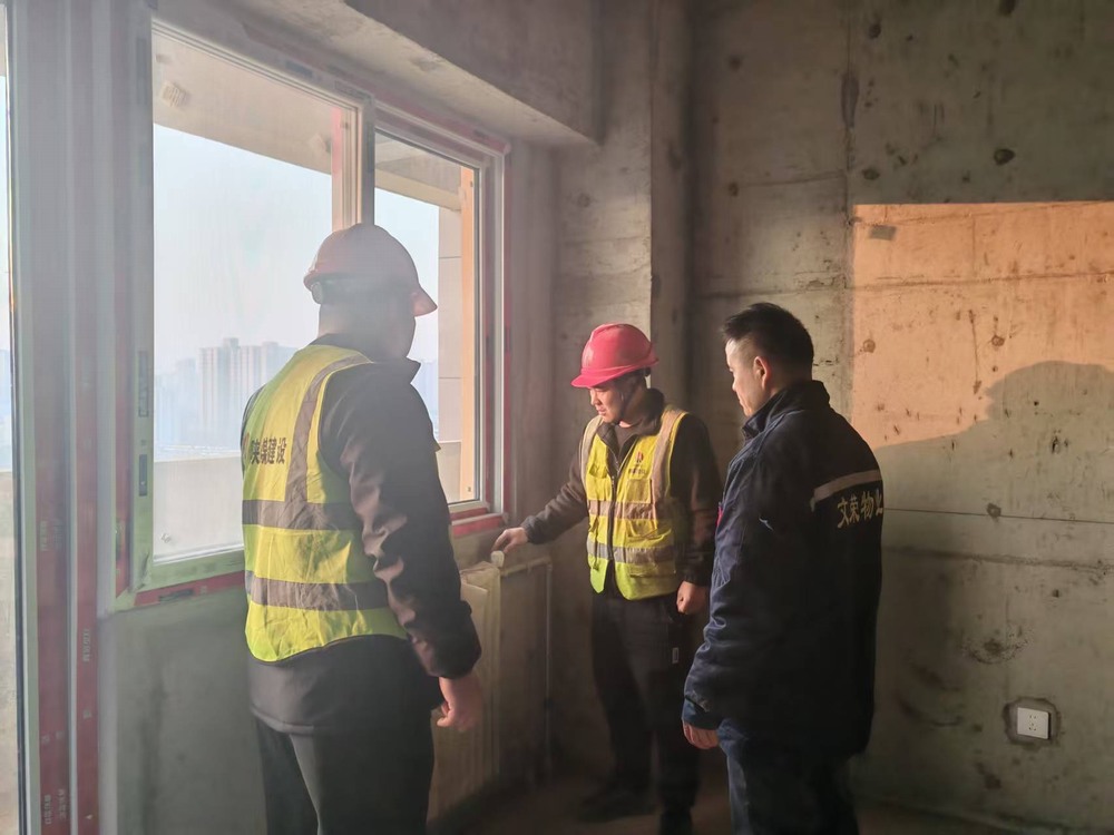 emc网页版登录建设铜煤公司第十五项目部: 暖心护航采暖季 优质服务显担当